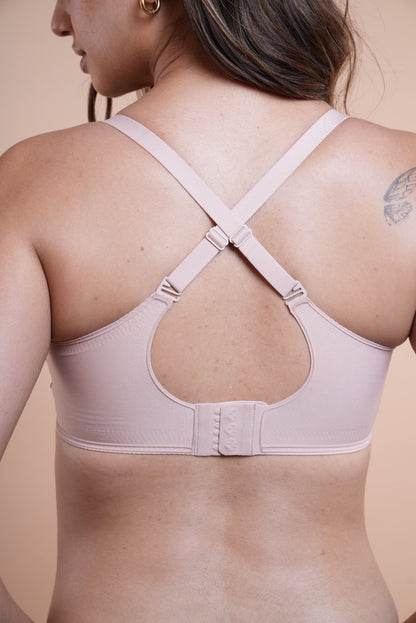 LayBareShop wireless support meets sculpted comfort. Experience 3D Flocking & Jelly Glue tech for seam-free lift, shape & all-day comfort in one revolutionary bra.
